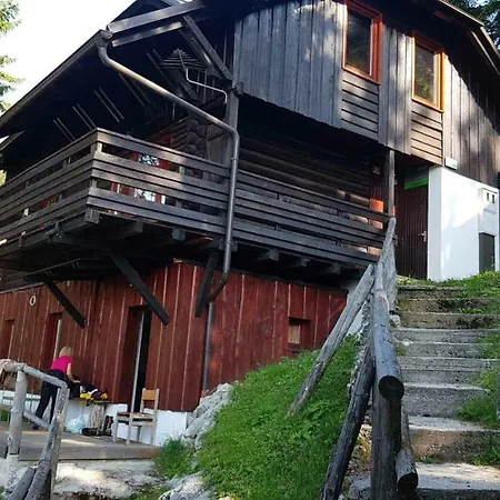 Holiday House Jakop Apartamento *